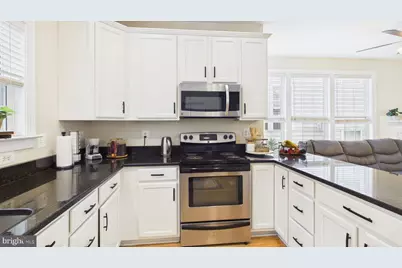 11549 Cavalier Landing Court, Fairfax, VA 22030 - Photo 16