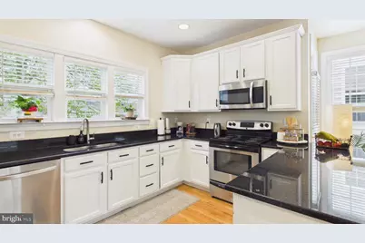 11549 Cavalier Landing Court, Fairfax, VA 22030 - Photo 12