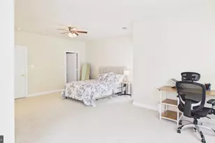 11549 Cavalier Landing Ct, Fairfax, VA 22030 - Photo 32