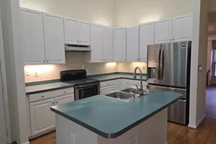 14635 Seasons Dr, Centreville, VA 20120 - Photo 4