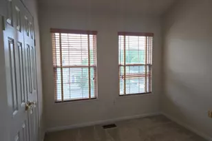 14635 Seasons Dr, Centreville, VA 20120 - Photo 32
