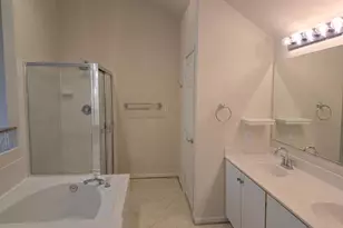 14635 Seasons Dr, Centreville, VA 20120 - Photo 26