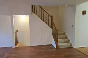 14635 Seasons Dr, Centreville, VA 20120 - Photo 14