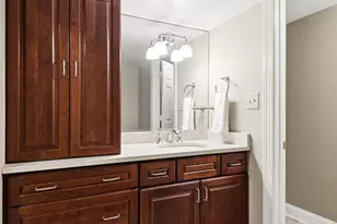 1210 Cameo Ct, Herndon, VA 20170 - Photo 16