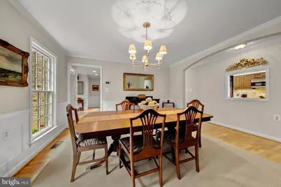 7018 Green Oak Drive, McLean, VA 22101 - Photo 10