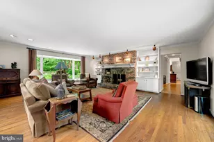 7018 Green Oak Dr, McLean, VA 22101 - Photo 16