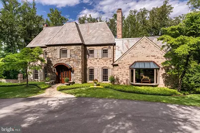 7018 Green Oak Drive, McLean, VA 22101 - Photo 1