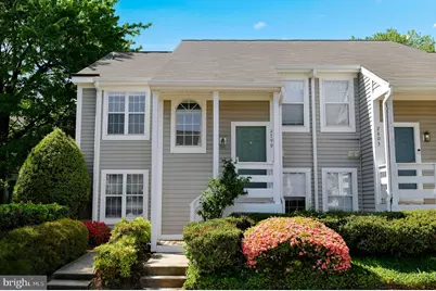 2799 Yarling Court #2799, Falls Church, VA 22042 - Photo 2