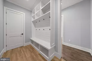 6813 Dean Dr, McLean, VA 22101 - Photo 18