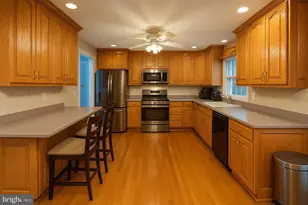 5435 Broadmoor St, Alexandria, VA 22315 - Photo 16
