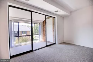 10225 Valentino Dr, Oakton, VA 22124 - Photo 18