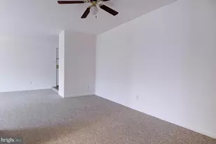 10225 Valentino Dr, Oakton, VA 22124 - Photo 16