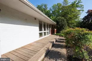 5533 Belfast Pl, Springfield, VA 22151 - Photo 32