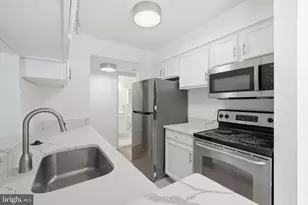 1703 Ascot Way, Reston, VA 20190 - Photo 10