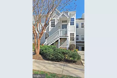2810 Yarling Court, Falls Church, VA 22042 - Photo 2