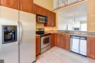 2810 Yarling Ct, Falls Church, VA 22042 - Photo 12