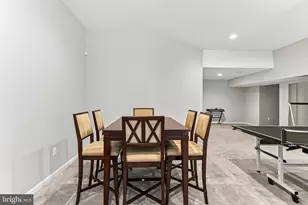 1300 Pinstripe Ct, Vienna, VA 22182 - Photo 14