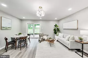 6153 Strasburg Dr, Centreville, VA 20121 - Photo 2