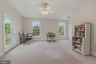 837 Seneca Rd, Great Falls, VA 22066 - Photo 24
