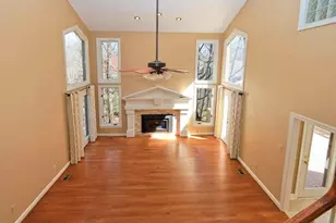 1307 Stamford Way, Reston, VA 20194 - Photo 4