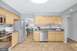 9662 Masterworks Dr, Vienna, VA 22181 - Photo 8