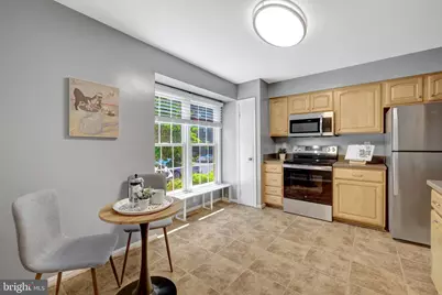 9662 Masterworks Drive, Vienna, VA 22181 - Photo 10