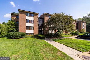 1429 Northgate Square, Reston, VA 20190 - Photo 2