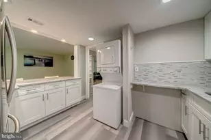 1429 Northgate Square, Reston, VA 20190 - Photo 16