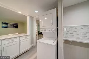 1429 Northgate Square, Reston, VA 20190 - Photo 14