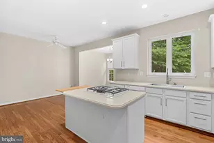 13574 Big Boulder Rd, Herndon, VA 20171 - Photo 14