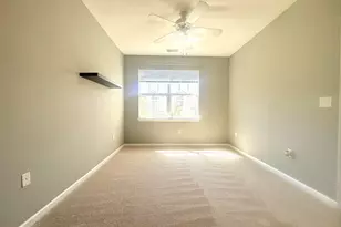 12958 Centre Park Cir, Herndon, VA 20171 - Photo 4