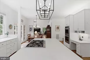 10693 Alliwells Ct, Oakton, VA 22124 - Photo 18