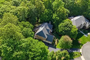 10693 Alliwells Ct, Oakton, VA 22124 - Photo 70