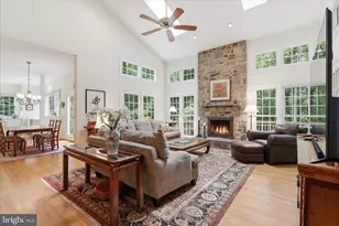 10693 Alliwells Ct, Oakton, VA 22124 - Photo 22