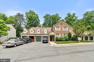 7254 Glen Hollow Ct, Annandale, VA 22003 - Photo 4