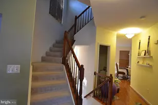 2946 Saxon Flowers Dr, Fairfax, VA 22031 - Photo 8