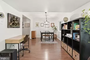 1663 Parkcrest Cir, Reston, VA 20190 - Photo 10