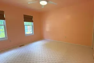 10012 Wood Sorrels Ln, Burke, VA 22015 - Photo 8