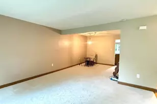 10012 Wood Sorrels Ln, Burke, VA 22015 - Photo 4