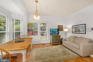 6656 Corner Ln, McLean, VA 22101 - Photo 14