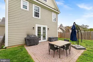6932 Alpine Dr, Annandale, VA 22003 - Photo 52