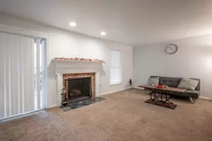 12308 Quiet Hollow Ct, Fairfax, VA 22033 - Photo 16