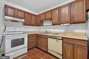 12312 Coleraine Ct, Reston, VA 20191 - Photo 20