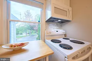 3533 Woodburn Rd, Annandale, VA 22003 - Photo 24