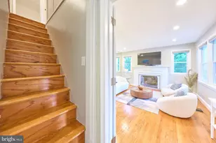 3533 Woodburn Rd, Annandale, VA 22003 - Photo 46