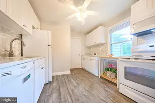 3533 Woodburn Rd, Annandale, VA 22003 - Photo 6