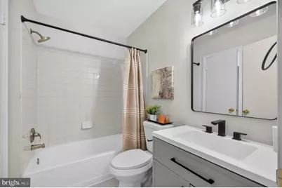 10205 Scarborough Commons Court, Burke, VA 22015 - Photo 26