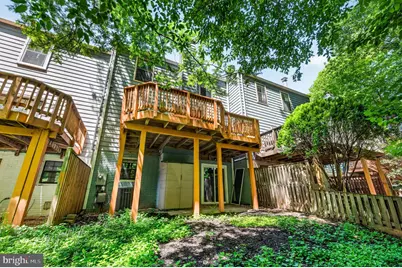 10205 Scarborough Commons Court, Burke, VA 22015 - Photo 38