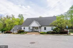 10205 Scarborough Commons Ct, Burke, VA 22015 - Photo 50