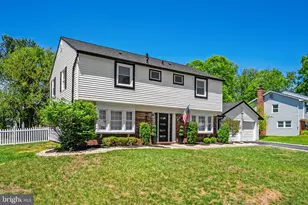4202 Minstrell Ln, Fairfax, VA 22033 - Photo 4